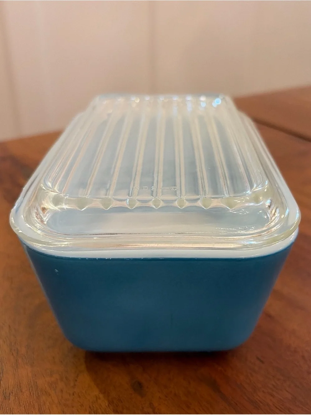 Vintage Pyrex 502 Blue Turquoise Refrigerator Dish 1.5 Pint with 502-C Lid READ